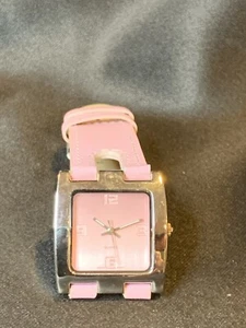 Ladies Pink Fashion Quartz Watch Japan MOVT - Works Perfectly - New Battery - Picture 1 of 5