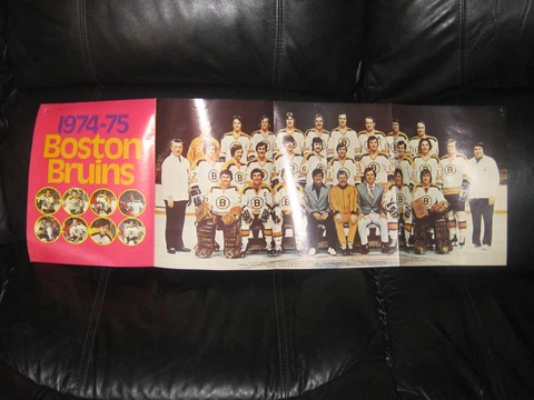 BOSTON BRUINS 1974-75 NHL Team poster 5-page long foldout good shape RARE! Cover