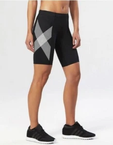 2XU Womens Compression Shorts (Black/Striped White) | BRAND NEW - Picture 1 of 6