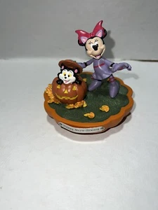 Disney Spooktacular Collection "Happy Meow-lloween" - Picture 1 of 6