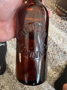 Botella de cerveza vintage escasa RENOVA, PA BINDER’S Slug Plate - Imagen 1 de 8
