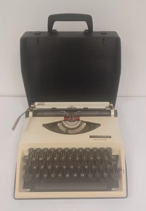 Adler Tippa S Typewriter In Portable Case - Used - Good Condition D42 W473 - Picture 1 of 15