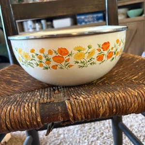 Vintage Kobe Kitchen Floral Enameled Mixing Bowl Marigolds Poppies Daisies 10” - Picture 1 of 6