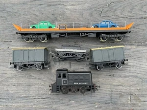Triang Hornby R253 Dockyard Diesel Shunter R126 Transporter & R208 Flat Wagon - Picture 1 of 12