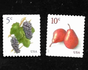 FRUIT 2017 DEFINITIVES US #5177 GRAPES #5178 PEARS 5c 10c MVF DIE-CUT STAMP SET - Picture 1 of 2