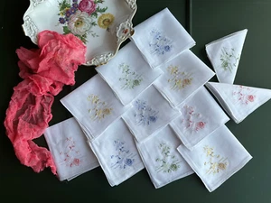 12 Pieces Handkerchiefs Vintage Retro Hanky Napkins Floral Embroidered 80's - Picture 1 of 5