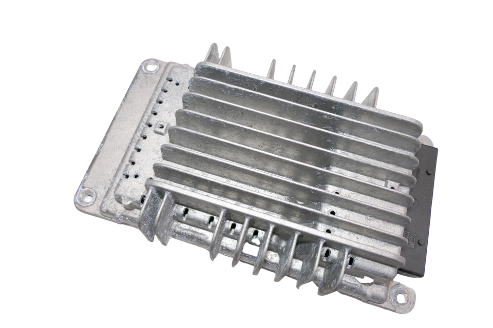 Audi A4 B6 B7 8E Verstärker Sound Amplifier Endstufe Soundsystem Bose 5631 AMP - Bild 1 von 2