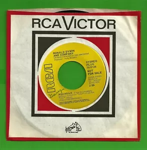 VTG 1968 Promotional Single Aquarius Hair Rado Ragni Dyson Near Mint 45 RPM - Imagen 1 de 5