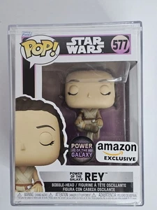 Star Wars Power Of The Galaxy Rey Funko Pop! 577 Amazon Exclusive UV PROTECTOR - Picture 1 of 8