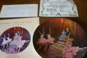 1980 Waltz of the Flowers Christmas Collector Plate - Picture 1 of 9