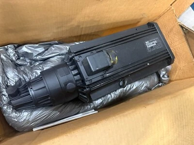 SERVOMOTOR INDRAMAT MAC112C-0-ED-4-C/130-A-0/WI520LX/S005 NUEVO EN CAJA STOCK HP39 Foto 1 de 4