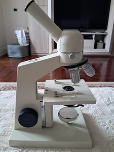 Microscopio vintage Made in Germany - Foto 1 di 8