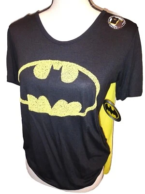 Bioworld Womens Small 4-6 Batman Batgirl Shirt Costume Cosplay Removable Cape . - Image 1 of 4