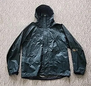 Giacca con cappuccio uomo Gore-Tex Mountain Hardwear vintage usata in ottime condizioni grande L verde - Foto 1 di 15