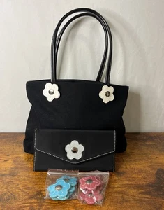 New York Minute Black Flower Handbag With Matching Wallet - Picture 1 of 12