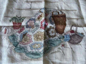 Fertiger Kreuzstich Paula Vaughn BLAUES BAND GEWINNER Quilt Design auf Leinen - Bild 1 von 15