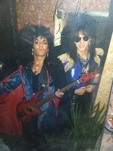 Bon Jovi Band..Richie Sambora/Alec John Such Hand Signed Poster. Framed. 20x30  - Picture 1 of 4