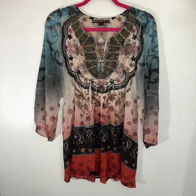 Top Mushka Sienna Rosa Talla M Encaje Floral Bordado Boho Fluido Artístico Con Cuentas Azul Foto 1 de 4