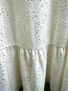 Anthropologie W5 taglia grande serbatoio avorio occhiello Broderie Peplum senza maniche nuovo senza etichette - Foto 1 di 10