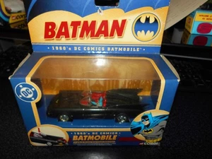 CORGI   TOYS  DC 1;43 SCALE 1960,S BATMOBILE DIECAST N.I.B BOX HAS DAMAGE - Picture 1 of 3