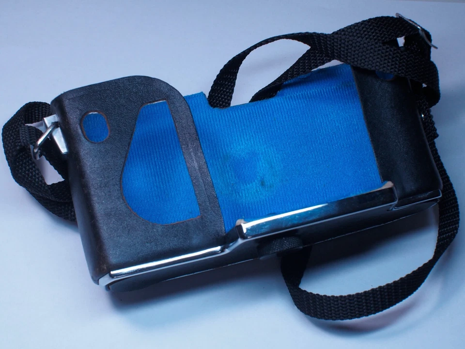 Zenit 12EA Holster Caddy w Straps Vintage SLR Film Camera Parts USSR ЗЕНИТ - Image 1 of 1