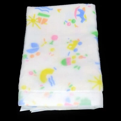 Manta bebé vintage acrílico satinado nailon ribete pastel mecedor caballo y veleros Foto 1 de 2