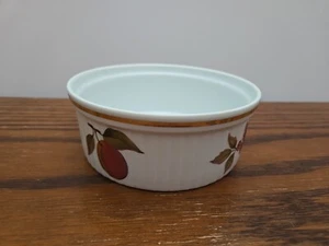 Royal Worcester EVESHAM Porcelain 5 5/8" Bowl Gold Rim Ramekin Fruit Souffle - Picture 1 of 6