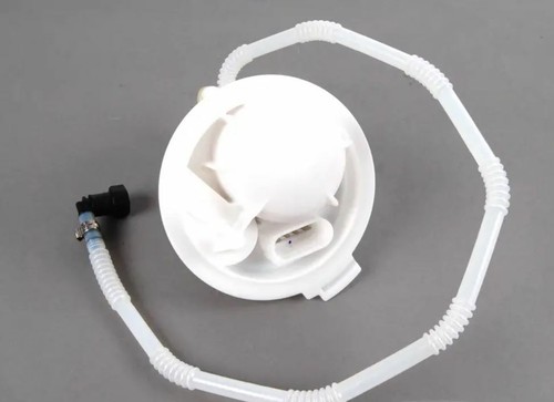 Volkswagen Touareg 3.2 V6 Fuel Pump Sender Unit 7L0919679 for sale 