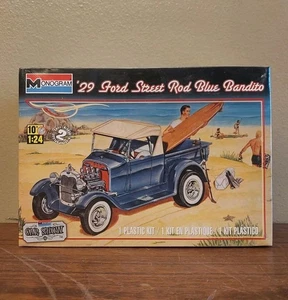Monogram '29 Street Rod Blue Bandito Scale 1:24 2014 Factory Sealed  - Bild 1 von 3