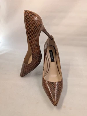 Zapatos de salón de whisky Olivia White House Black Market 6,5 m marrón estampado de serpiente Foto 1 de 4