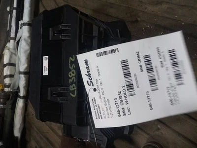 Chevrolet Trax 2024 motor de caja de fusibles 3056020 Foto 1 de 4