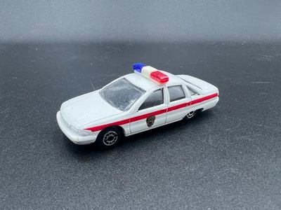 Maisto Chevrolet Chevy Caprice Police Car White China 1/64 Good Loose Condition - Image 1 of 4