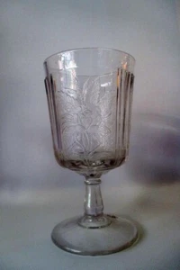 Cáliz de rosa con paneles transparente en perfecto estado patrón americano vidrio - Imagen 1 de 2
