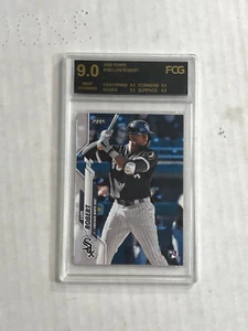 LUIS ROBERT 2020 Topps Series 2 FLAGSHIP RC #392! FCG MINT 9! SUB 9.5! WHITE SOX - Picture 1 of 3