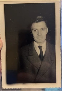 Vintage Original Candid 3,5 x 5,5 Foto Louis Jordan französischer Schauspieler - Bild 1 von 3