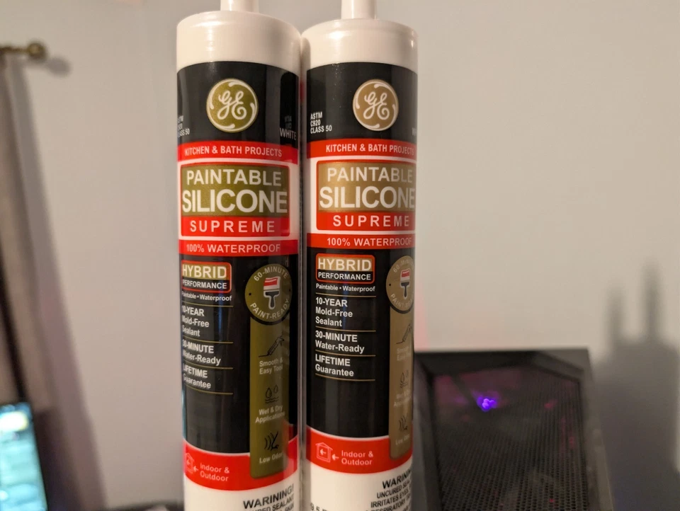 GE SCS1002 Contractors Silicone Sealant - White