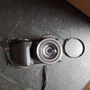 Cámara digital Olympus SP-610UZ 14,0 MP  - Imagen 1 de 7