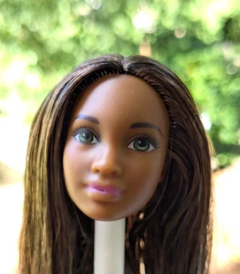 Schöner WOC BARBIE KOPF ~ lange braune Haare & braune Augen ~ Eiche/Restaurieren/Rebody - Bild 1 von 7