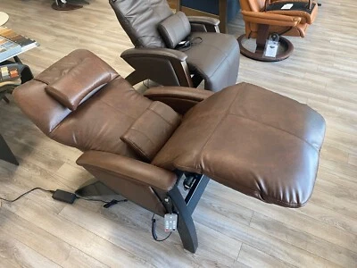 Chestnut Svago ZGR Plus Power Zero Anti Gravity Recliner Chair (SV395) OB - Image 1 of 4