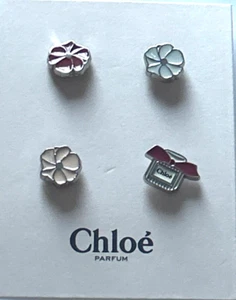 Chloe Limited Pin badge Set of 4 Brooch Pins Chloe Parfum Flowers New - Picture 1 of 9