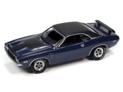 DODGE Challenger R/T - 1970 - plumcrazy - Johnny Lightning 1:64 - Immagine 1 di 4