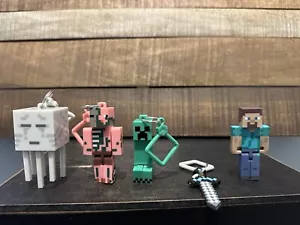 4 Microsoft Xbox MINECRAFT Hangers Keychain Figures Plus 1 Figure (5 Total) - Picture 1 of 10