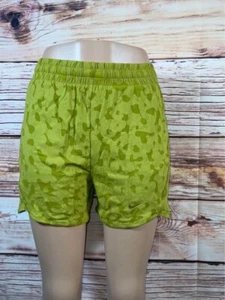 Nike Girls Loose Fit Shorts NWT - Picture 1 of 4