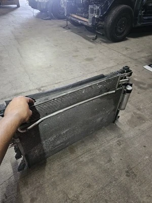 Ford Fusion 2017-2020 2,0 L motor refrigeración refrigerante radiador conjunto Foto 1 de 4