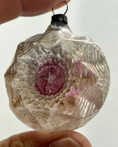 Vintage Antique Poinsettia Wreath Star Indent Bumpy Glass Christmas Ornament - Picture 1 of 9