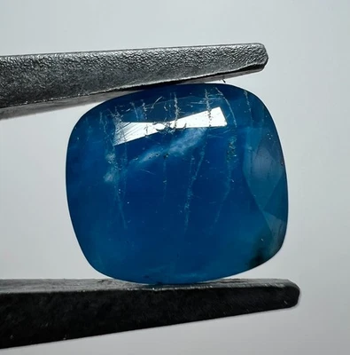 Piedra preciosa de corte HAUYNE azul fluorescente rara de 2,20 quilates de Badakhshan Afganistán Foto 1 de 4