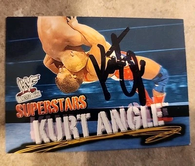 2001 Fleer Kurt Angle Signed  Wrestling Card AUTO HAND SIGNED Auto RC Rookie - Image 1 of 2