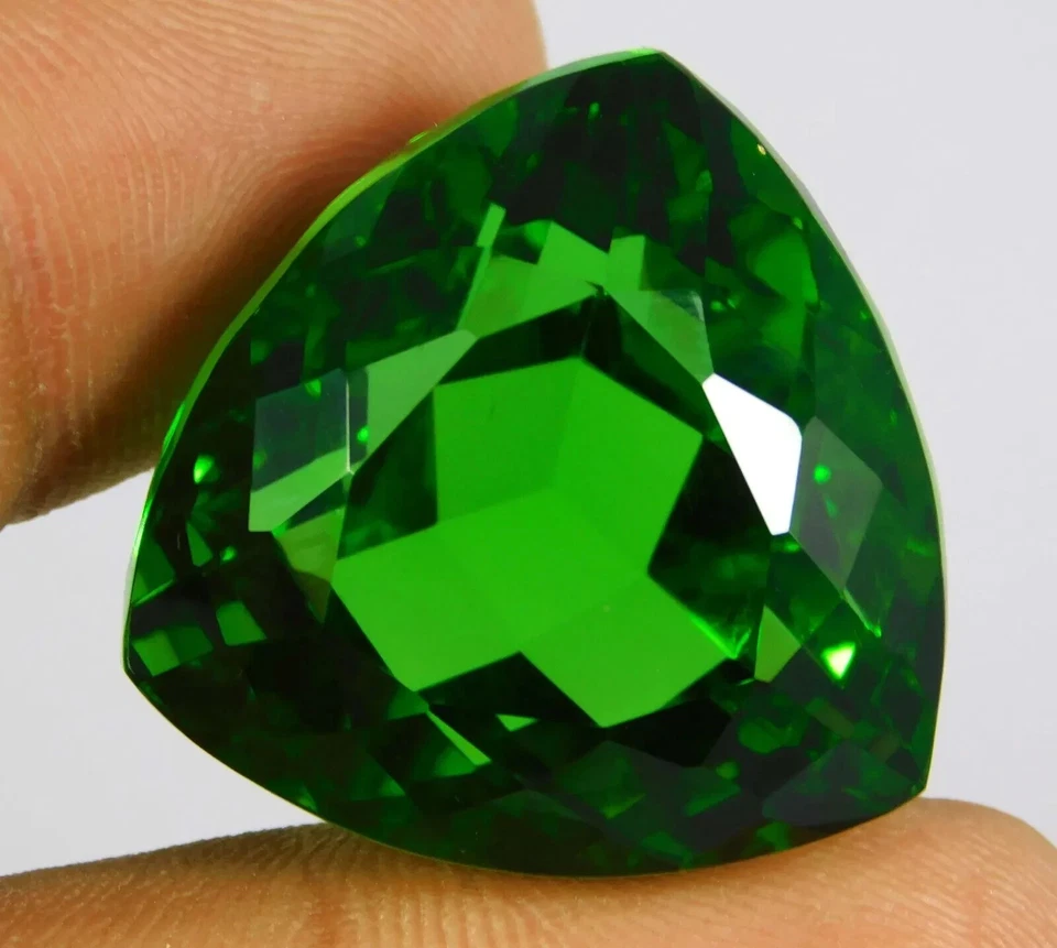 Green Peridot 92.45 Ct. Trillion Cut Faceted Loose Gemstone for Ring & Pendant - Image 1 of 4