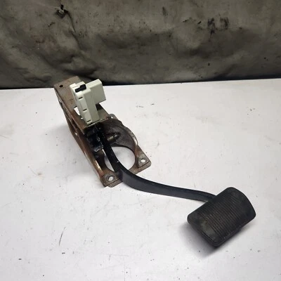 Conjunto de pedal de freno Jeep Compass 07-17 OEM  Foto 1 de 4