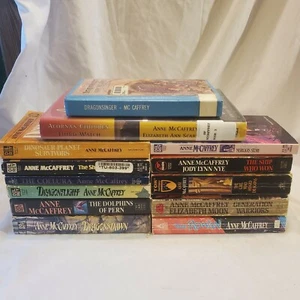 Lot Of 13 Anne McCaffrey 2 Hardcover + 11 Paperback Novels Books Fantasy Fiction - Bild 1 von 12